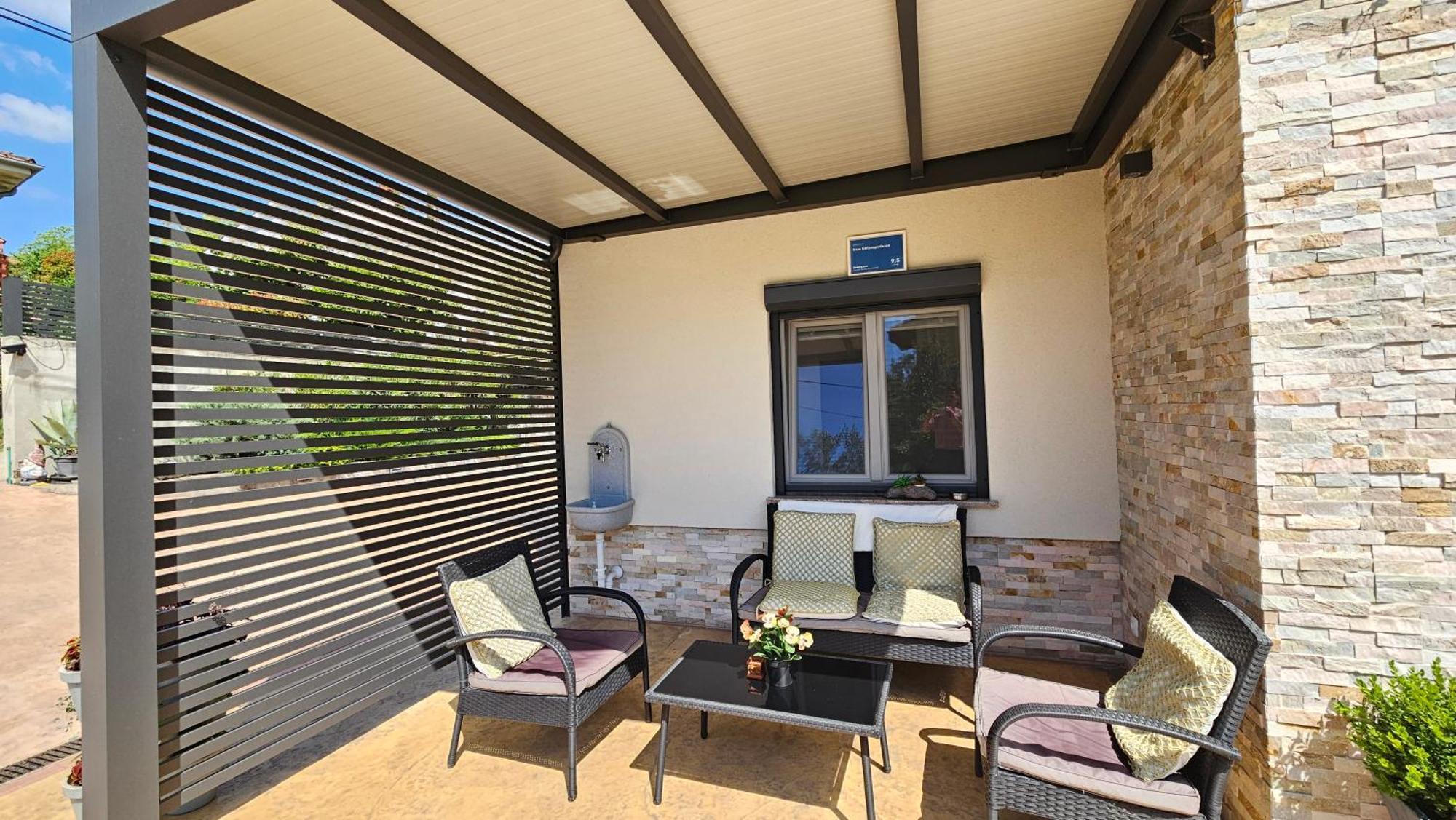 New Istrian Experience By Istrian Apartments كوبر المظهر الخارجي الصورة